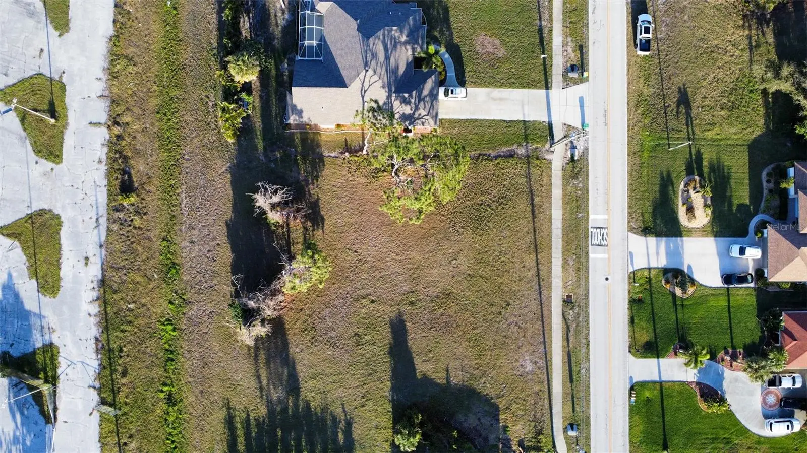 489 Boundary, FL