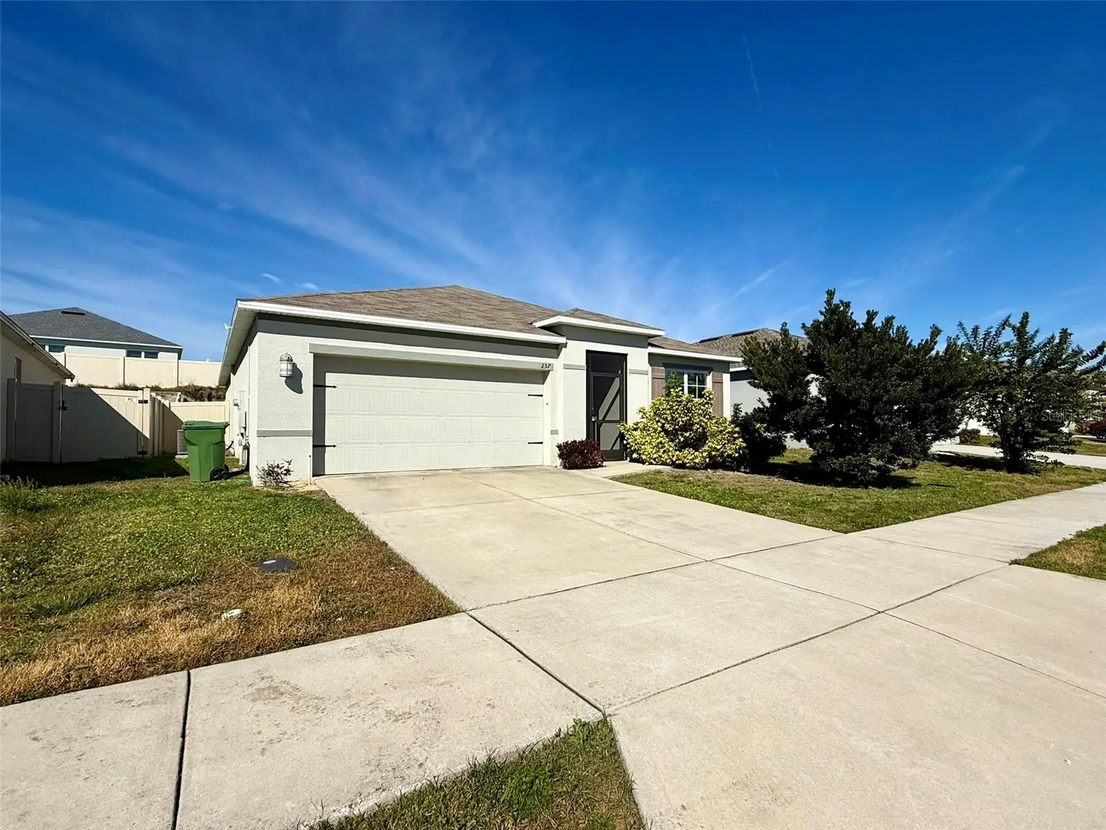 257 Meadowbrook Boulevard, FL