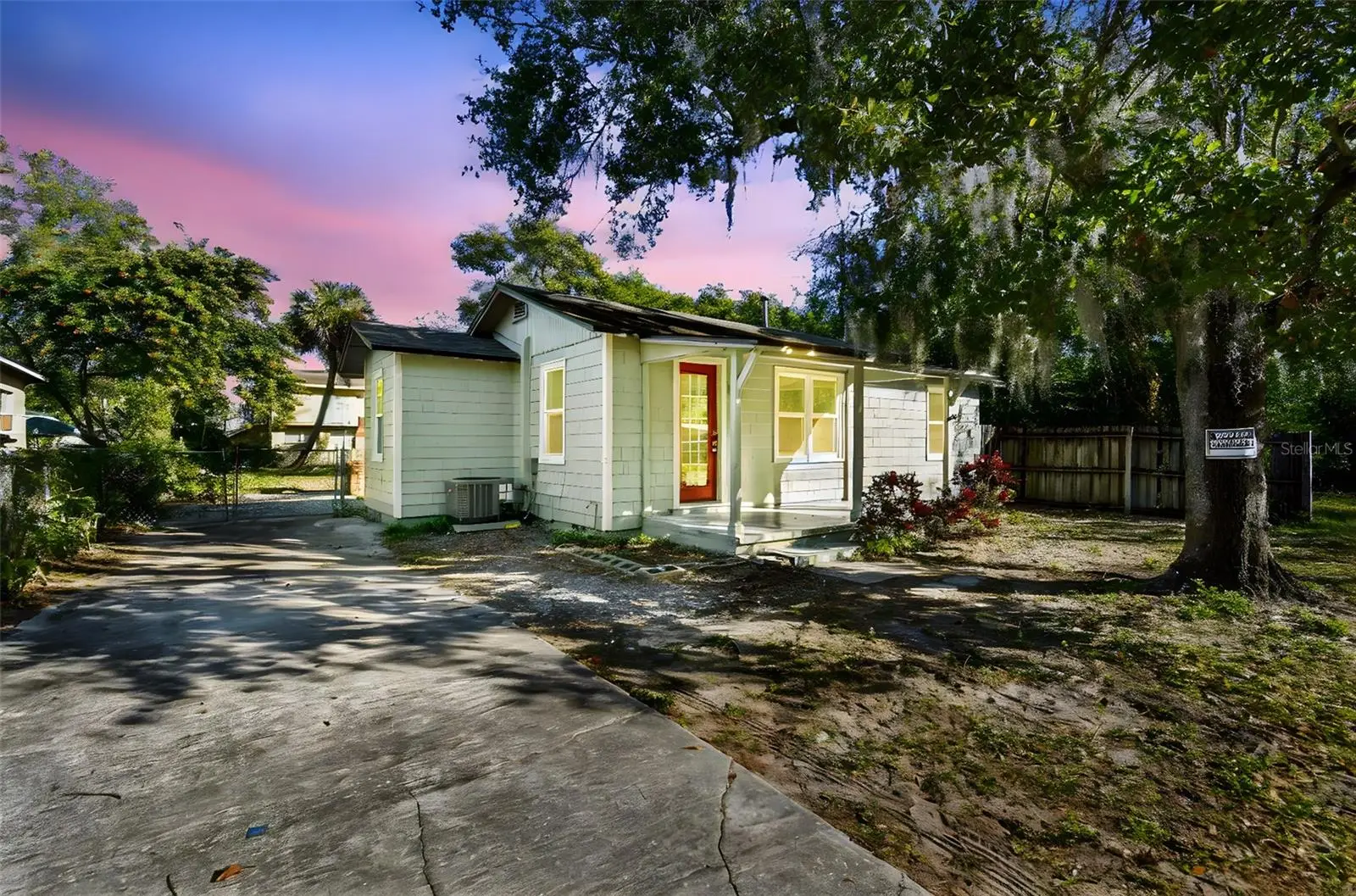 2308 Everett Street, FL