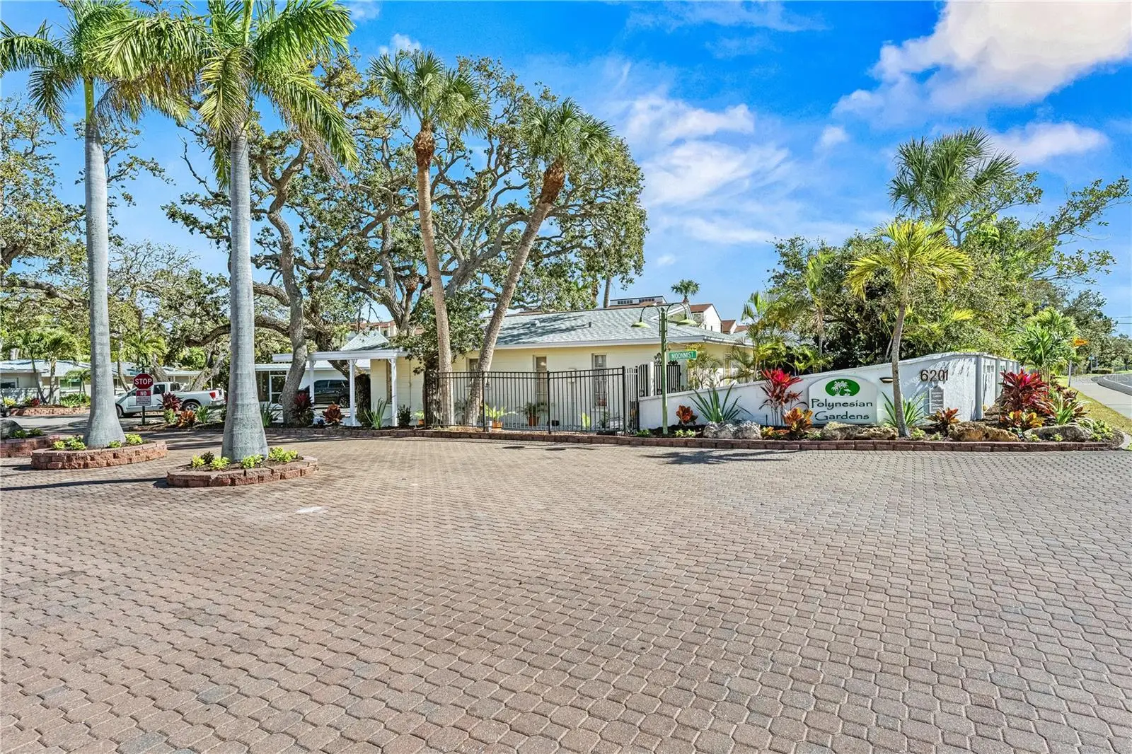 1320 Moonmist Drive, FL