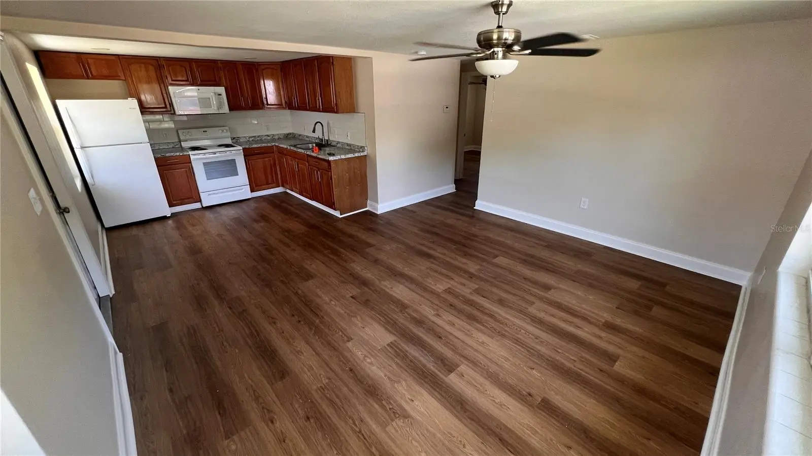 2824 Meadow View Avenue, FL