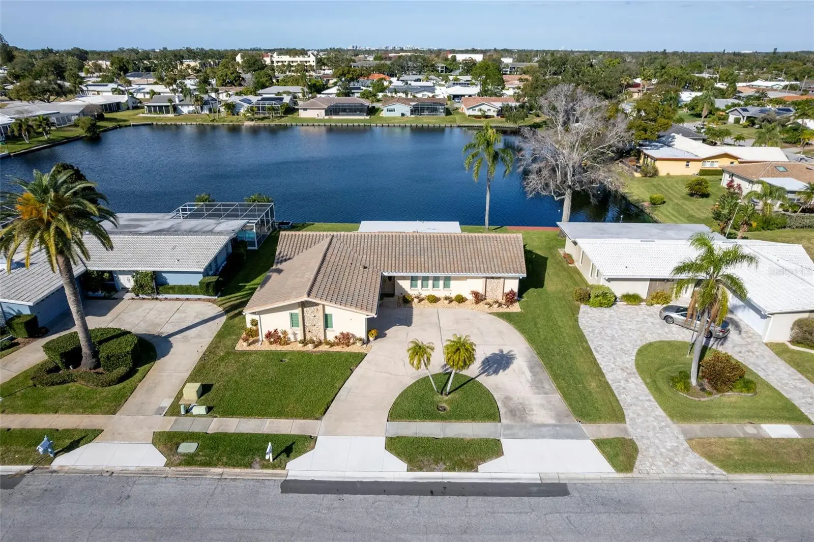 13797 Pinecrest Drive, FL