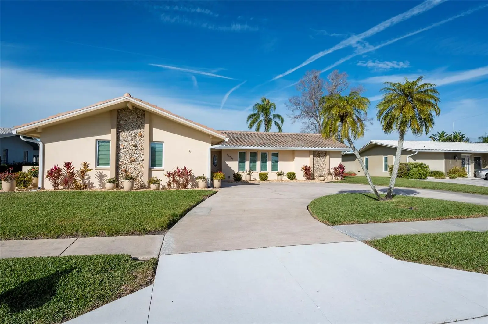 13797 Pinecrest Drive, FL