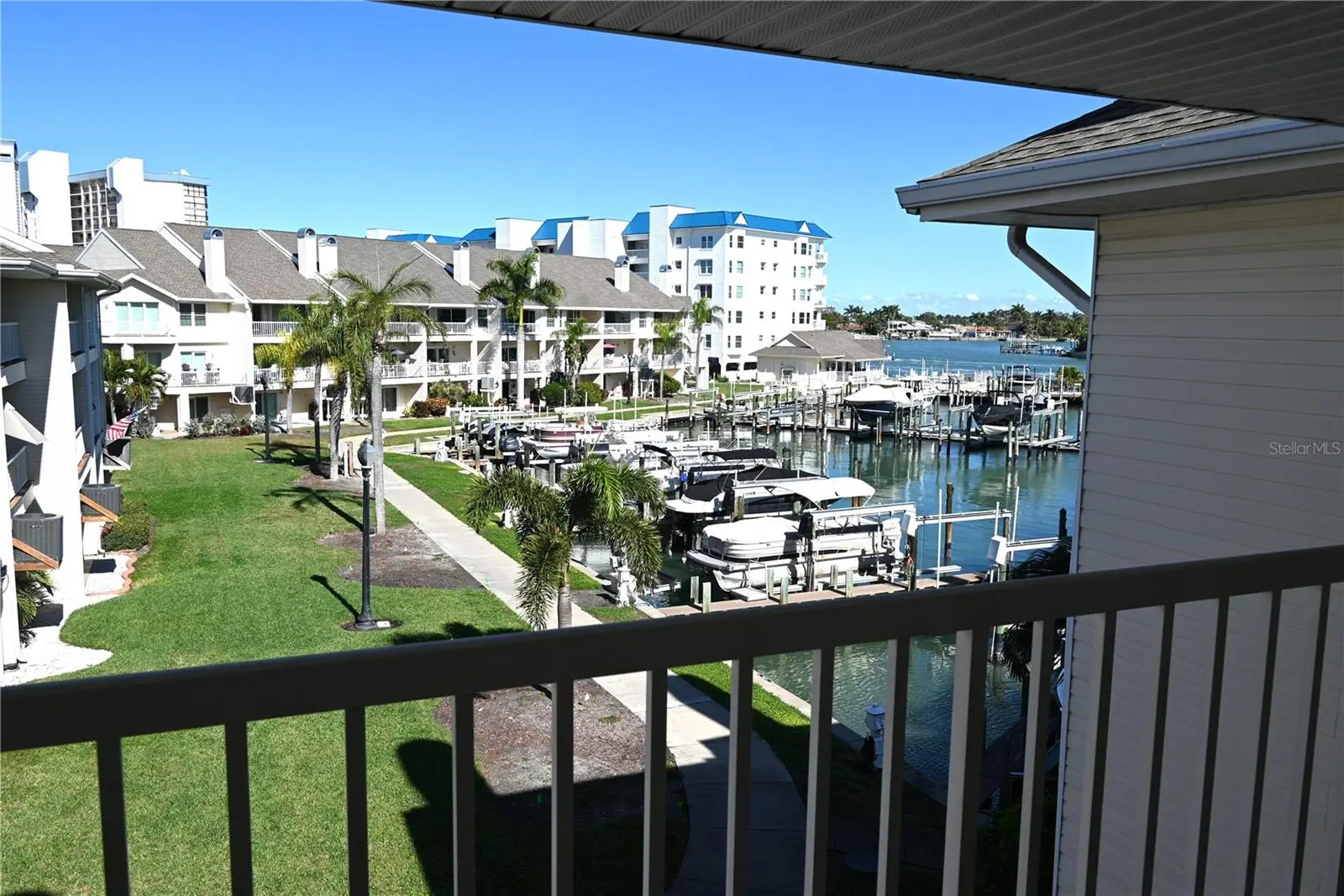 9215 Captiva Circle, FL