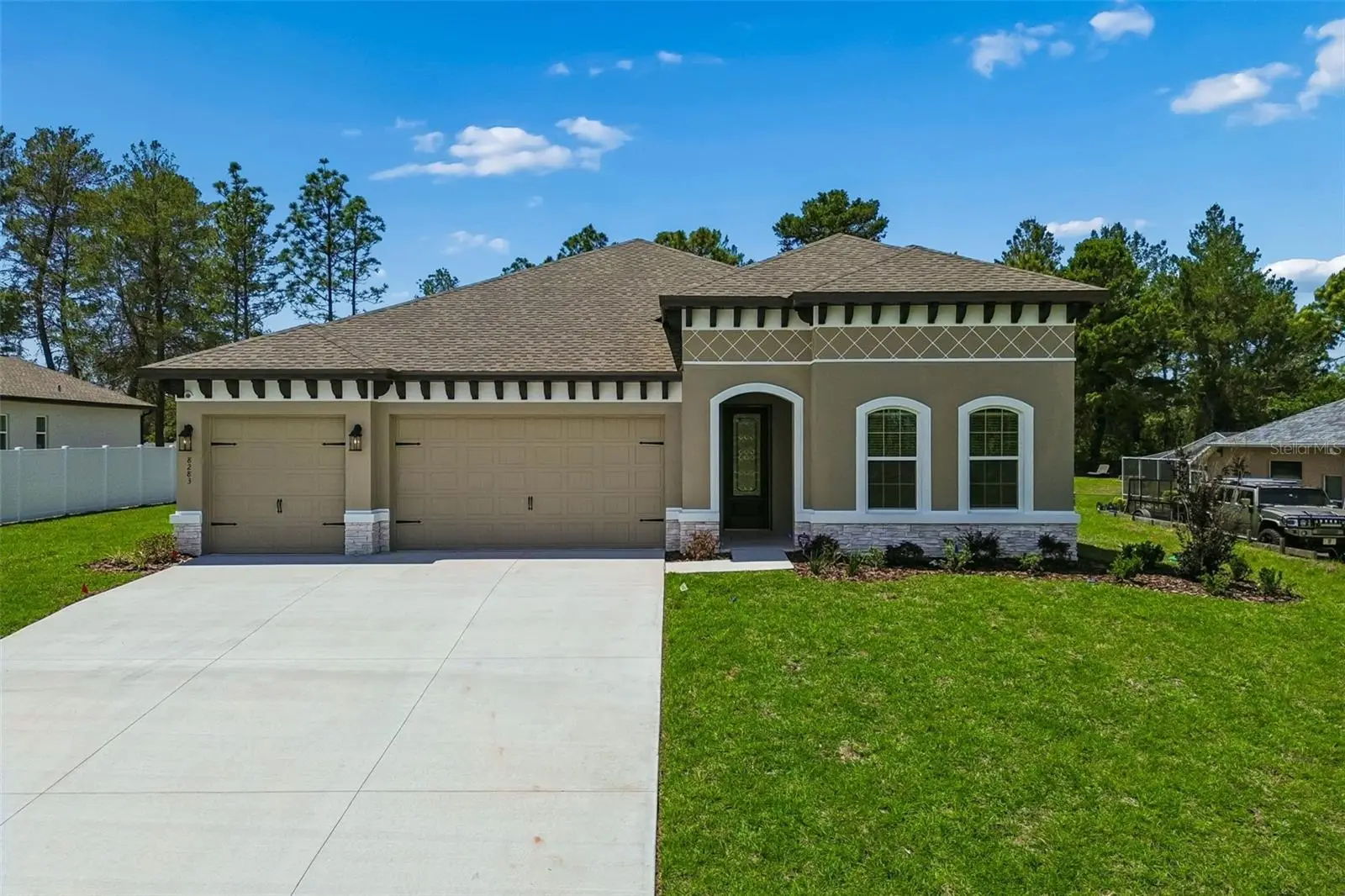 8283 Nittany Road, FL