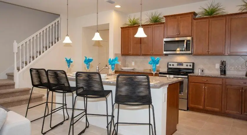 8879 Geneve Court, FL