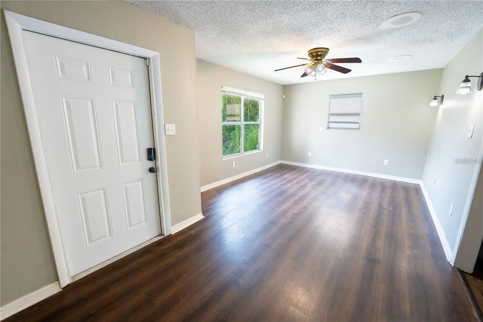 535 Division Street, FL