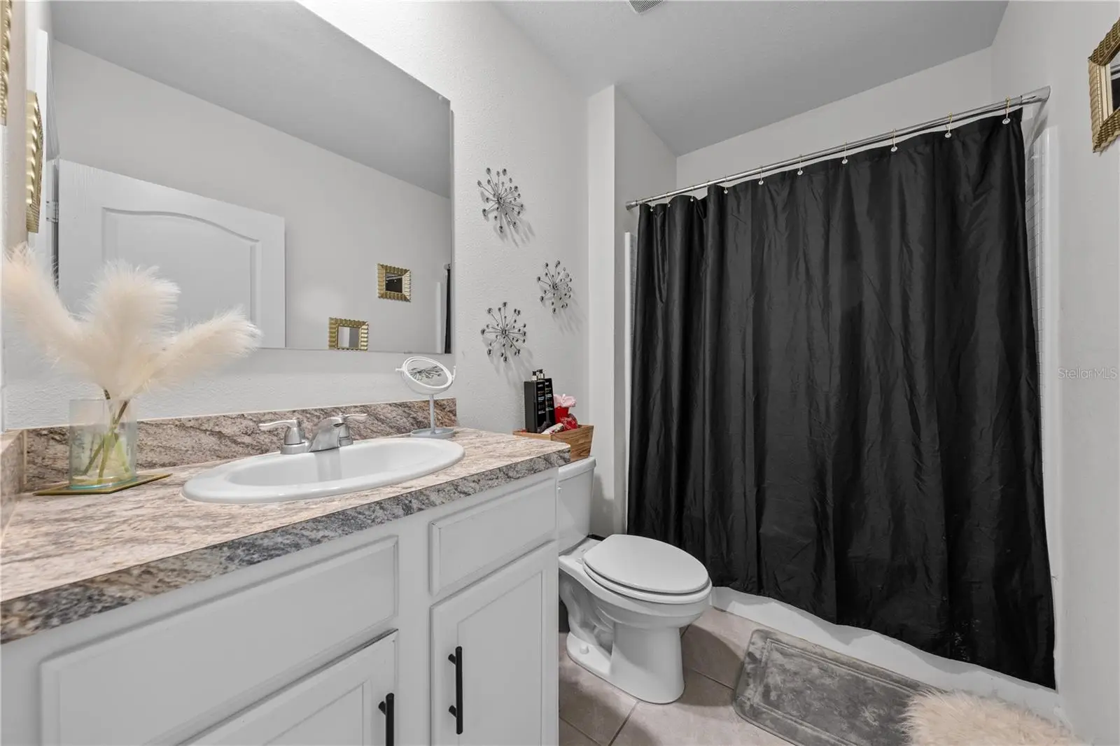 1242 Iguana Loop, FL