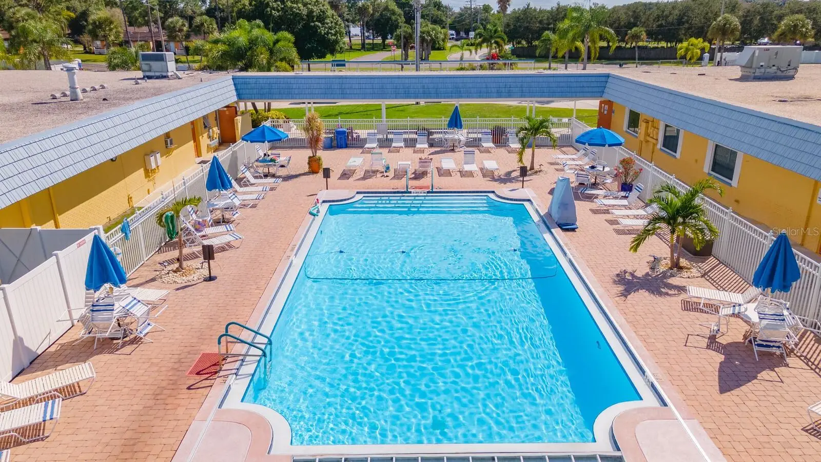 106 Saint George Circle, FL
