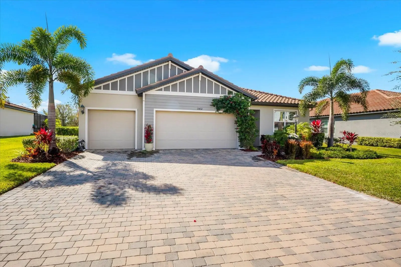 13832 Green Hammock Place, FL