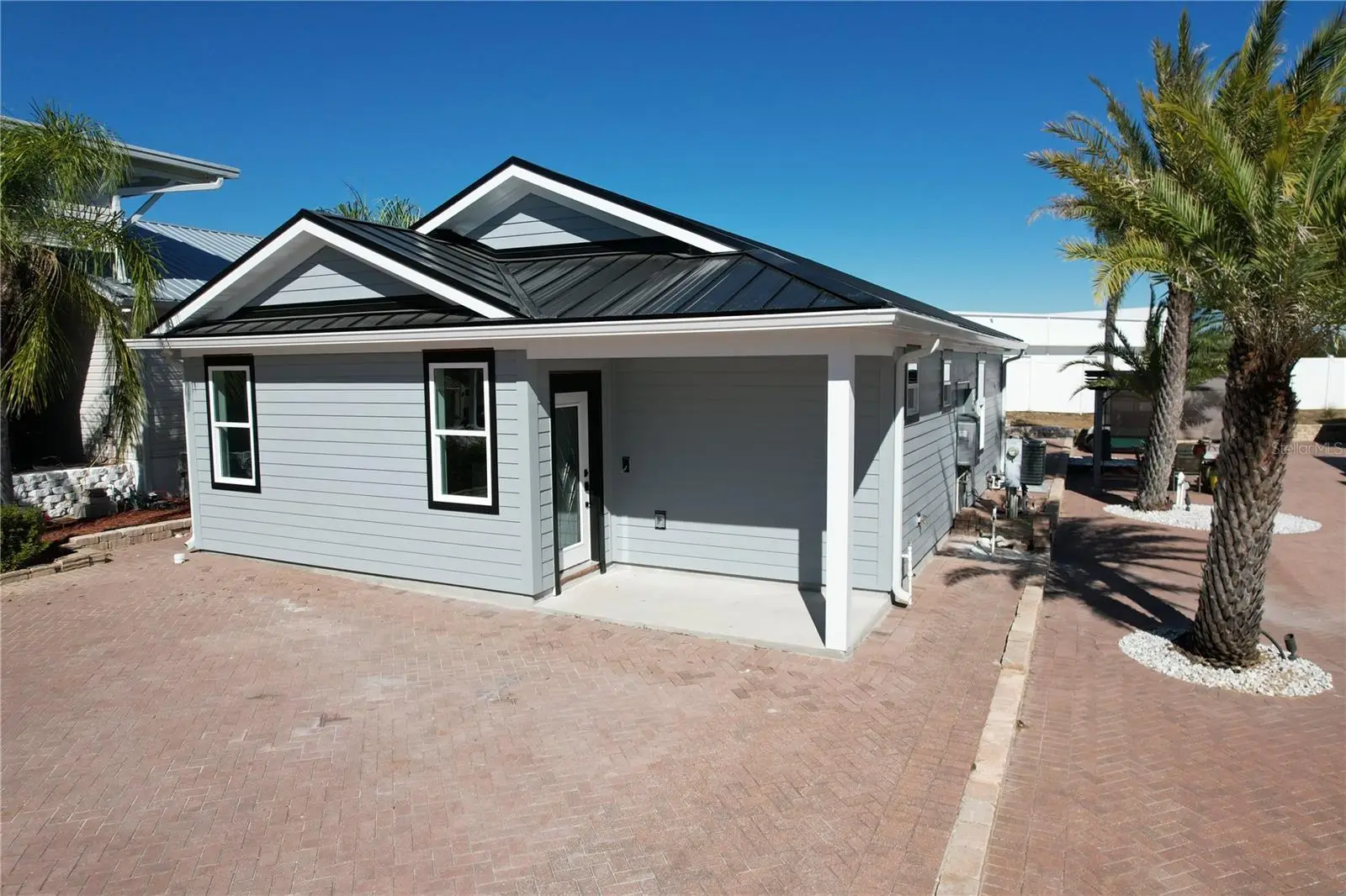 2253 St George Drive, FL
