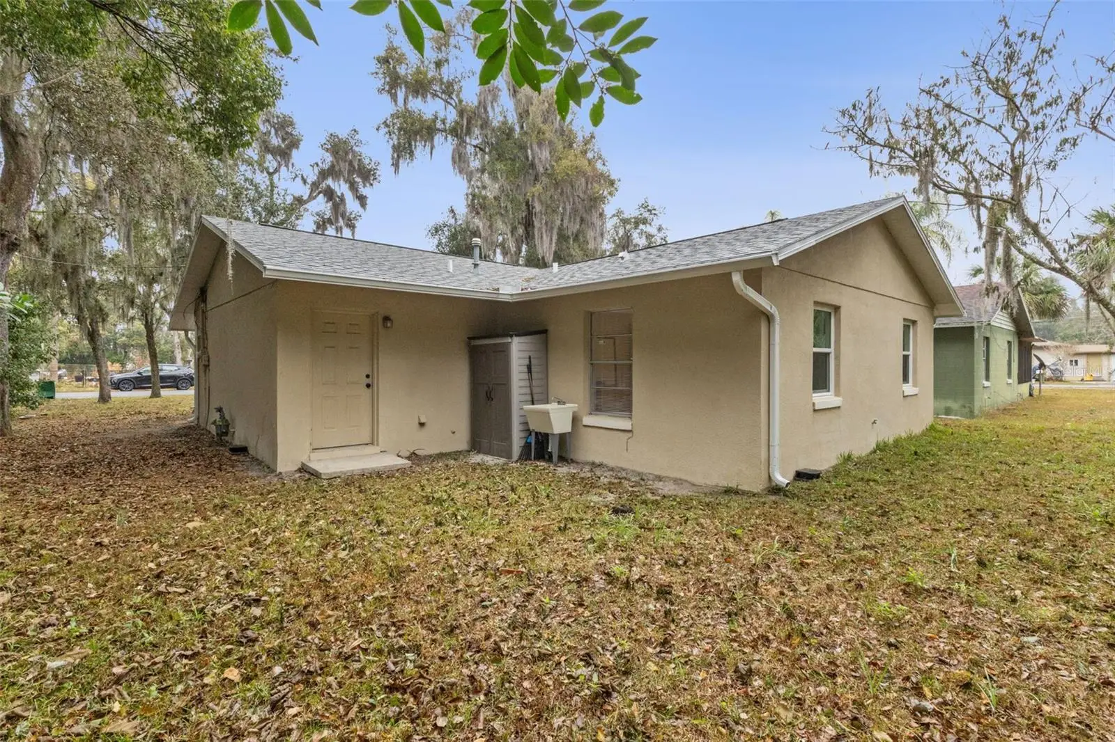 690 Jackson Avenue, FL