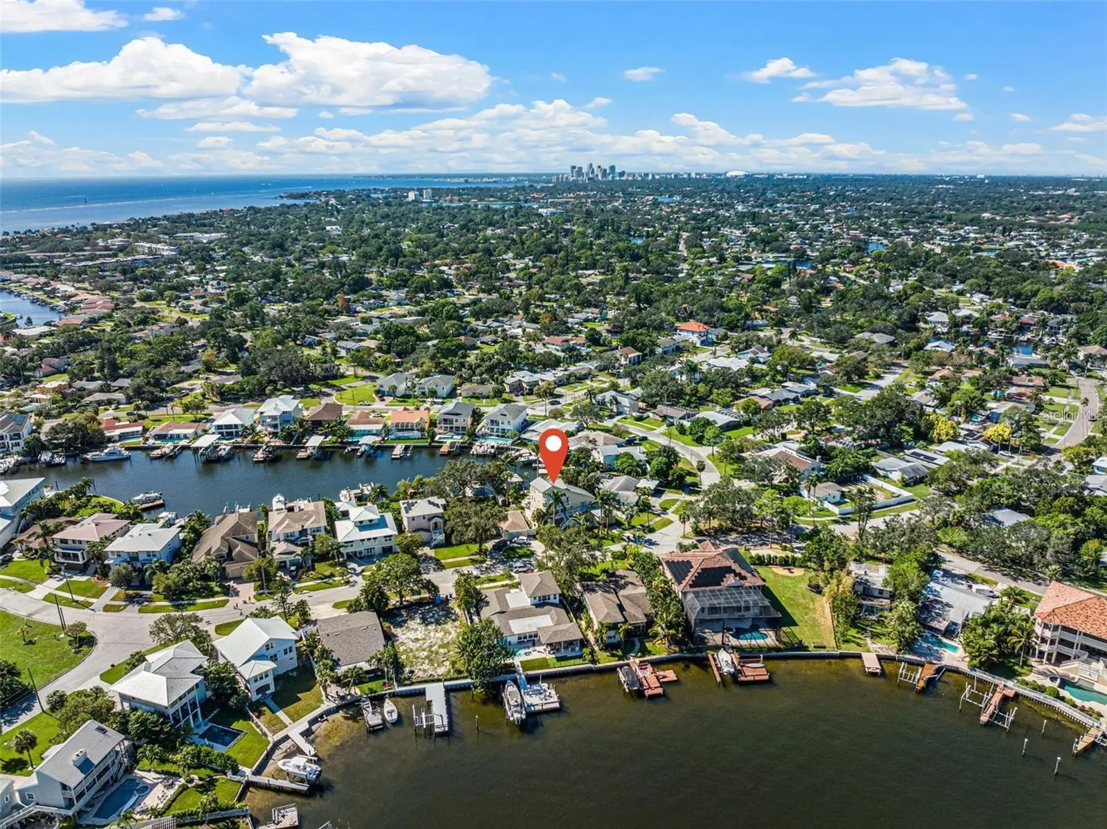 1902 Arrowhead Drive, FL