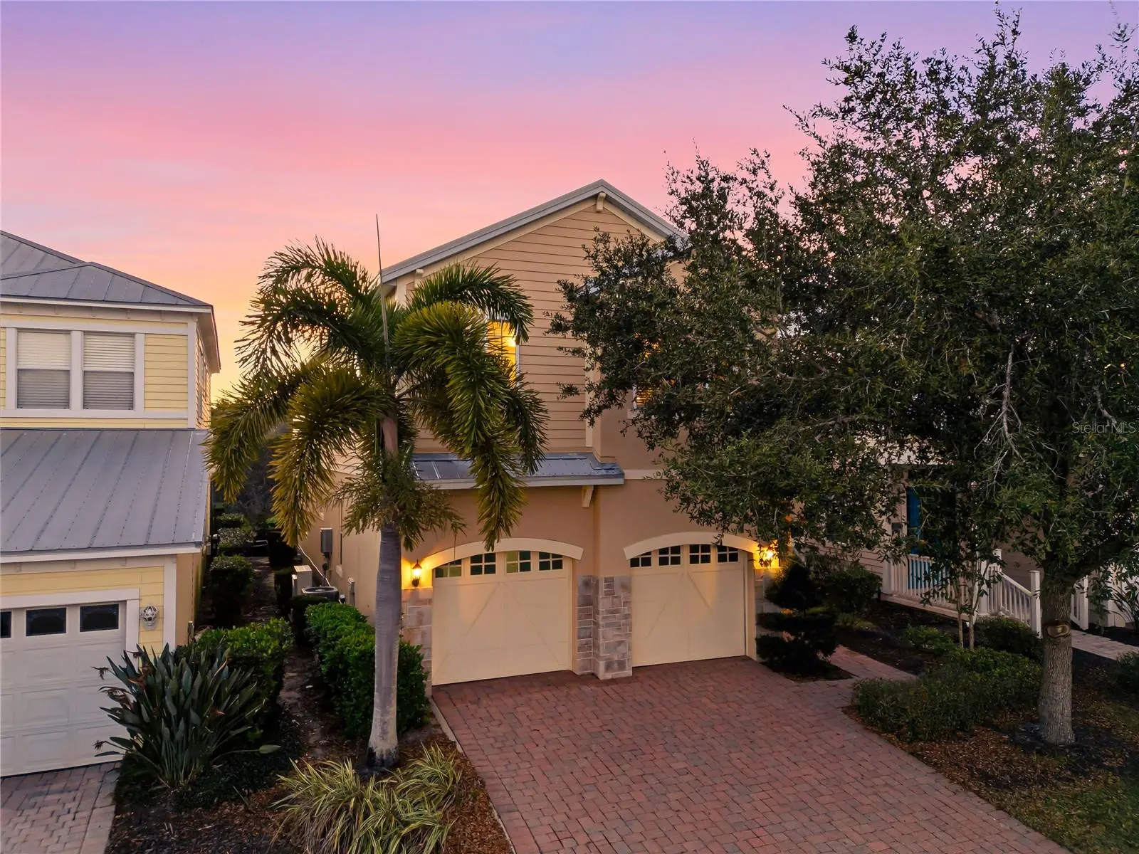 1437 Fairview Circle, FL