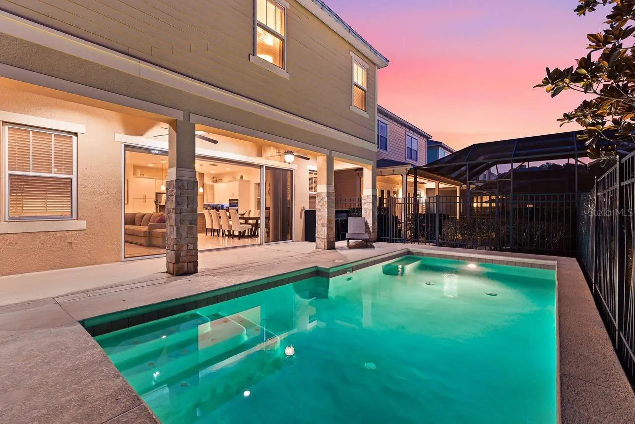 1437 Fairview Circle, FL