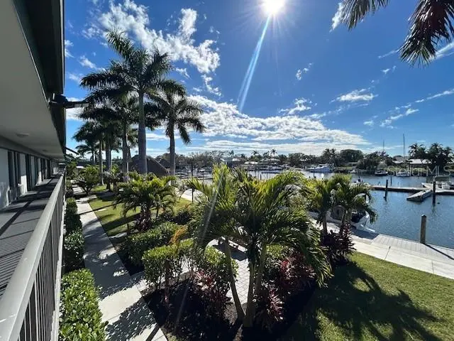 7150 Tamiami Trail, FL