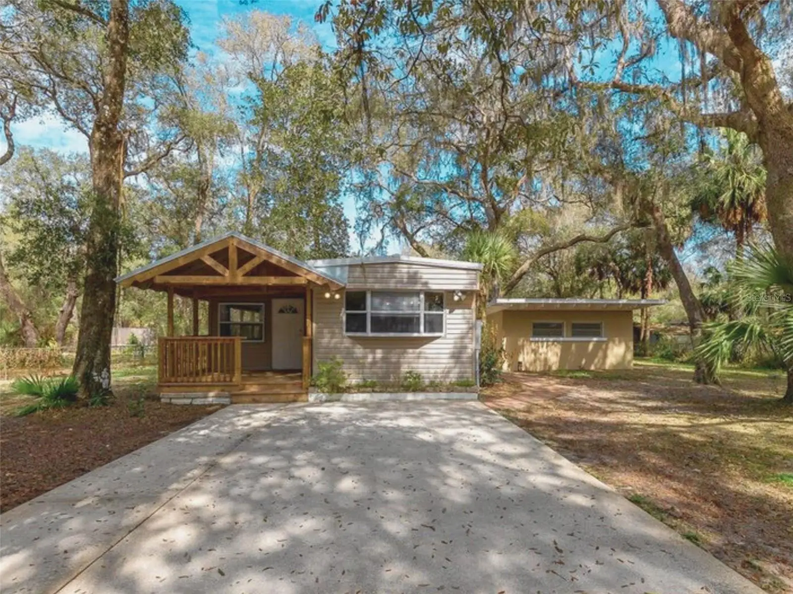 16789 8th Place, FL