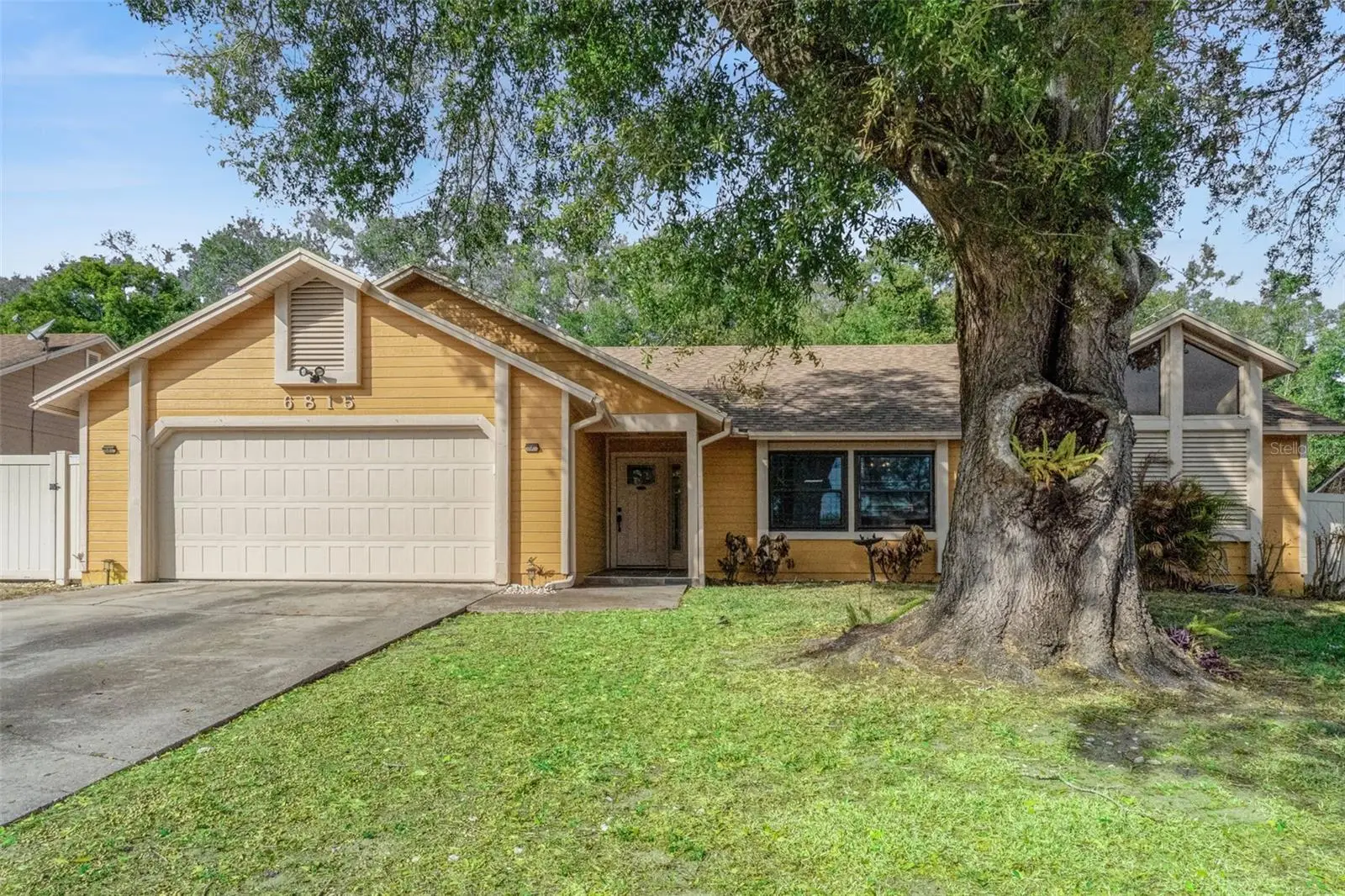 6815 Crescent Ridge Road, FL