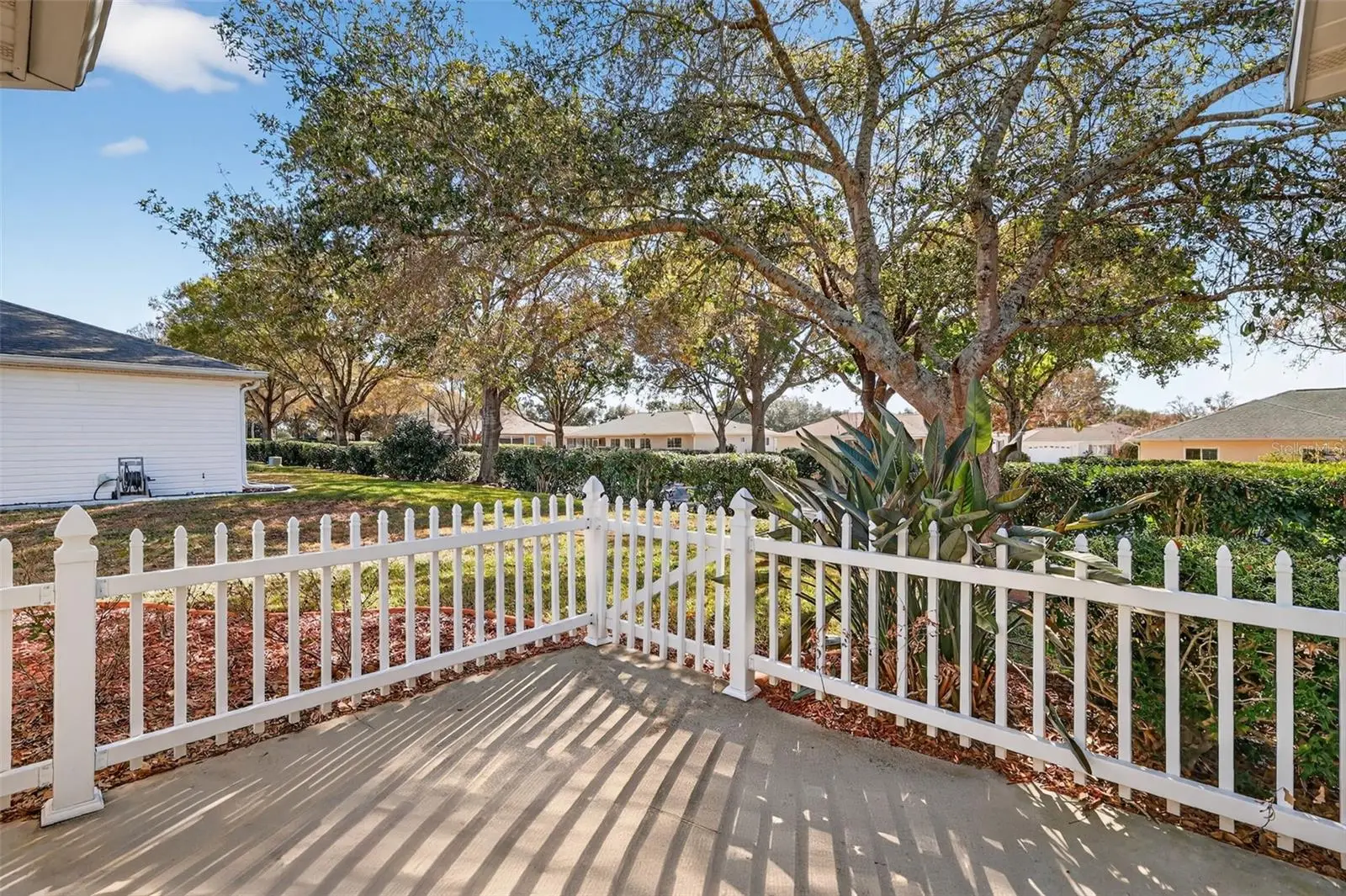 9050 135th Loop, FL