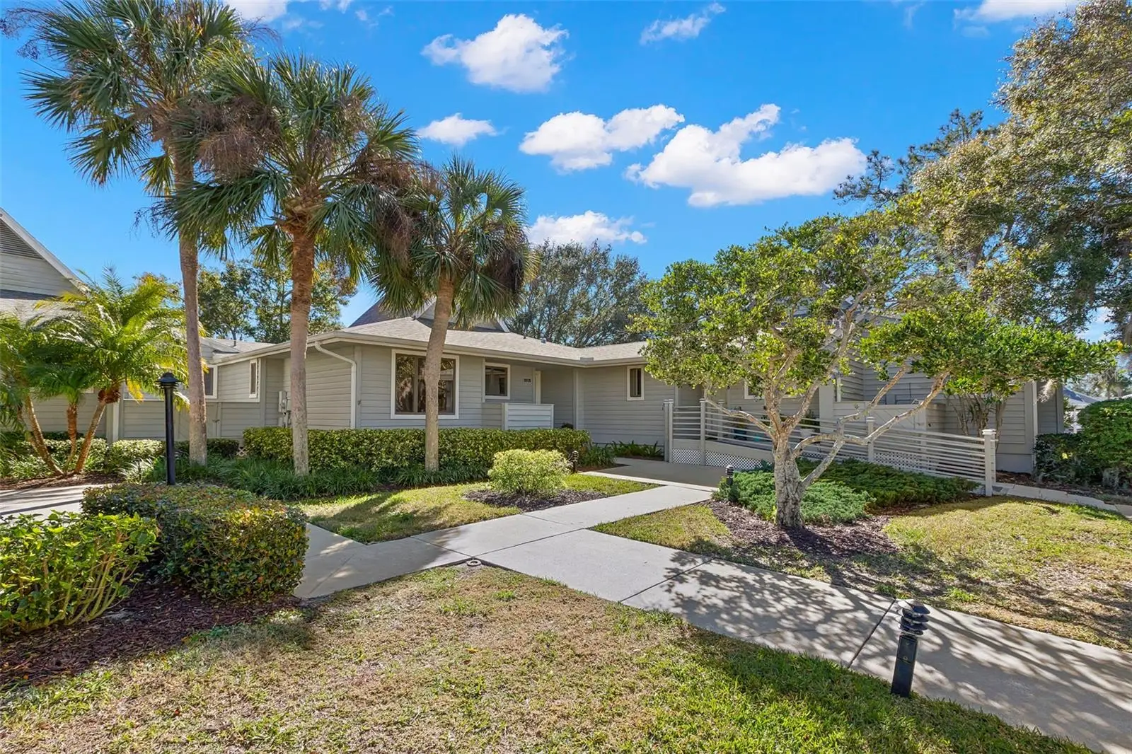 1013 Caravel Court, FL