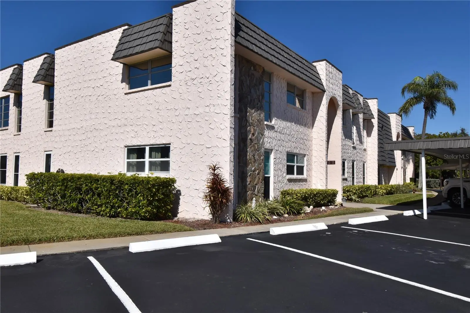 121 Fernwood Circle, FL