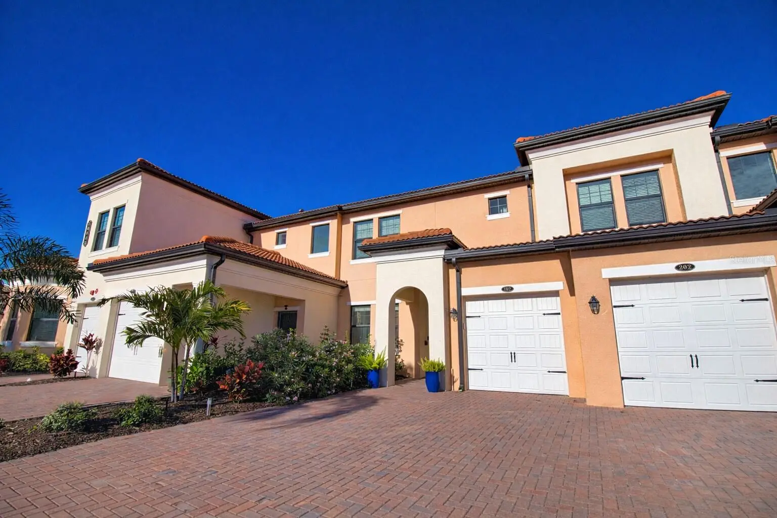 10042 Crooked Creek Drive, FL