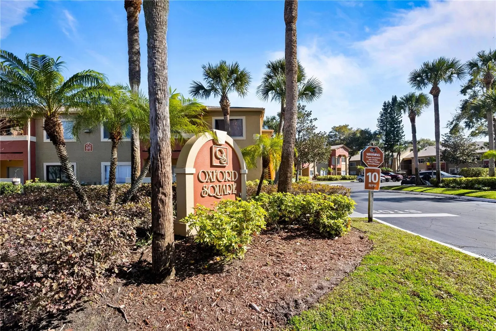 612 Kenwick Circle, FL