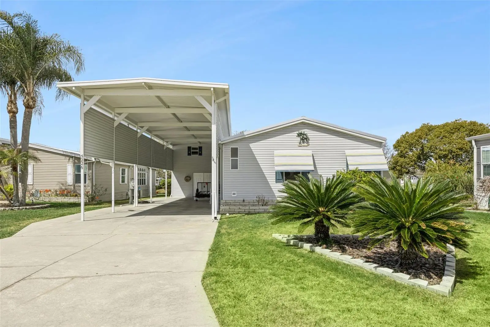 5226 Island View Circle, FL
