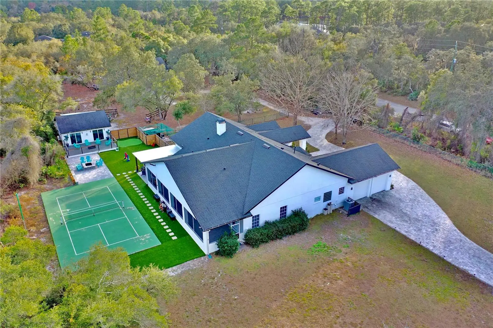 965 Pine Hill Boulevard, FL