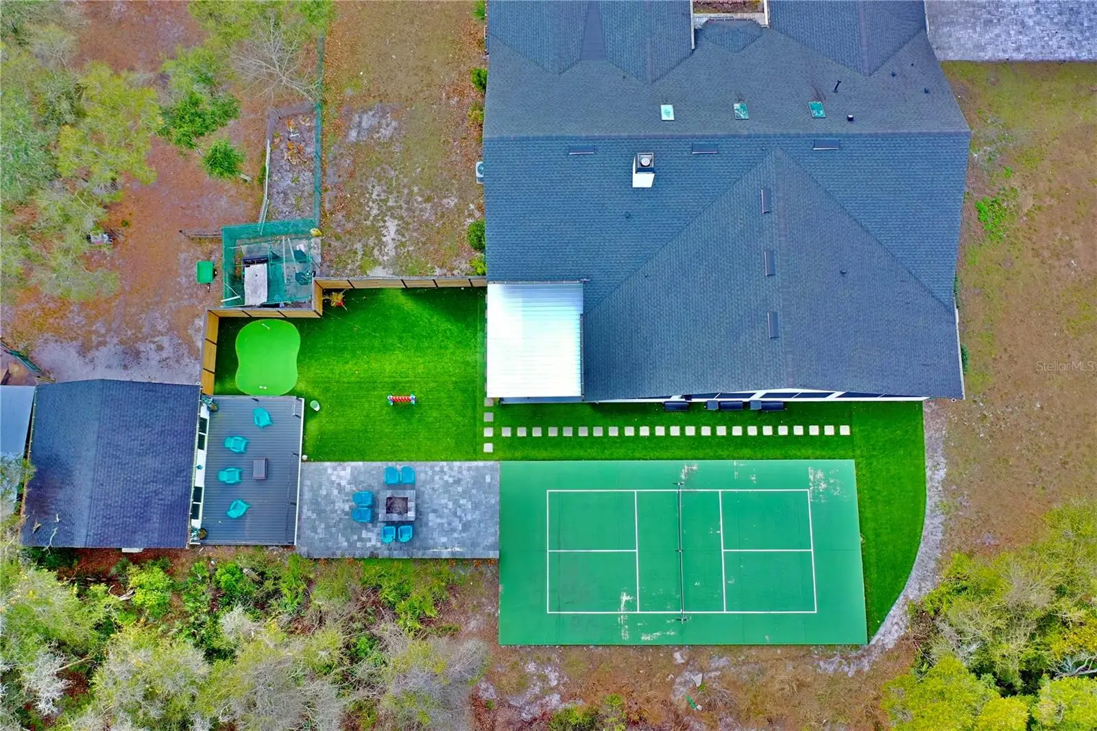 965 Pine Hill Boulevard, FL