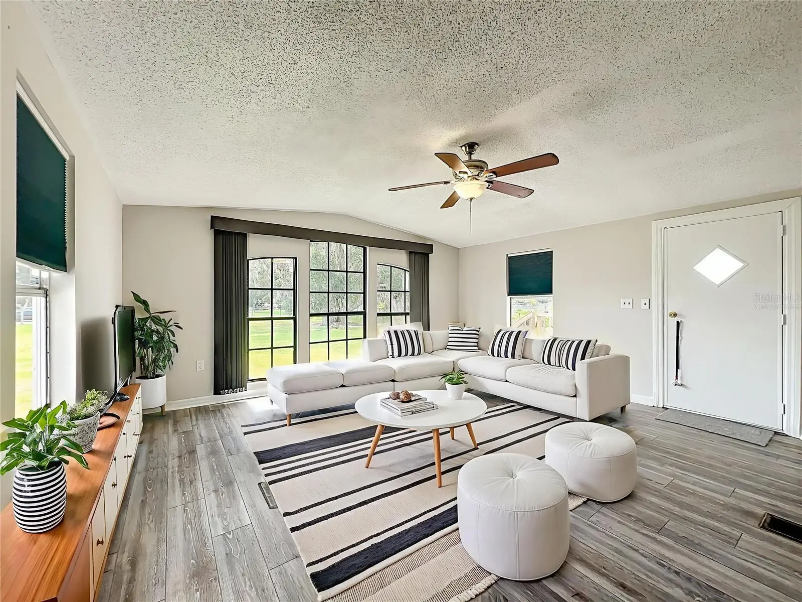 5268 Rock Dove Loop, FL