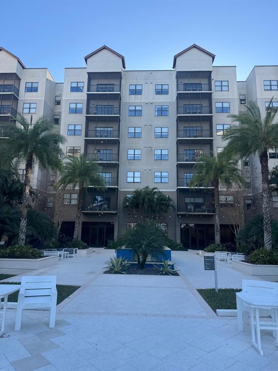 14501 Grove Resort Avenue, FL