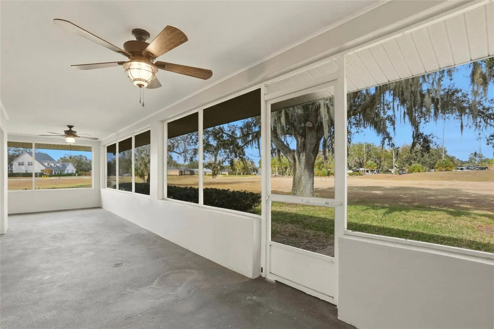 2992 Oaks Bend, FL