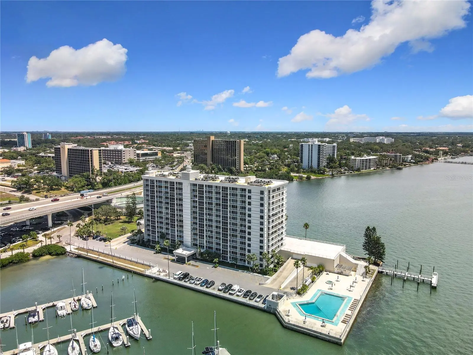100 Pierce Street, FL