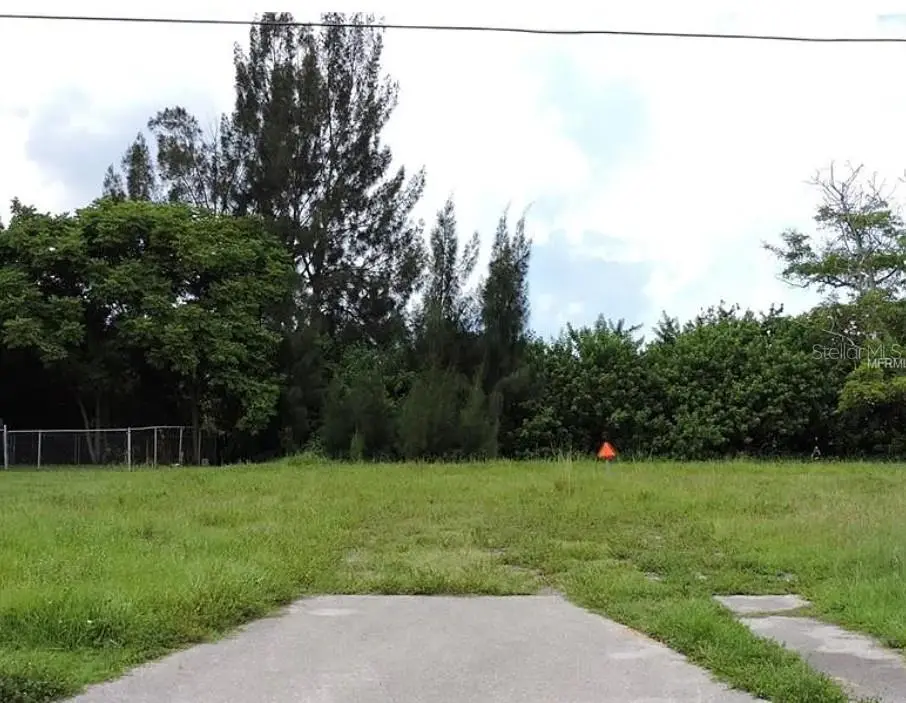 189 Poinsettia Circle, FL