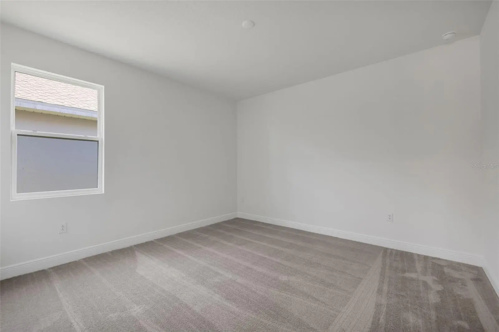17374 Crisp Apple Lane, FL