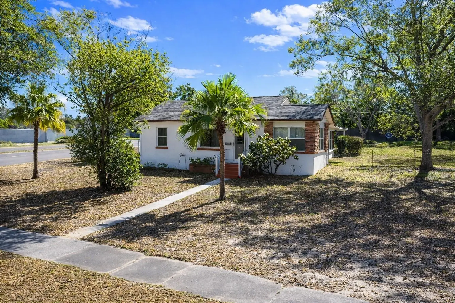 1240 Druid Circle, FL