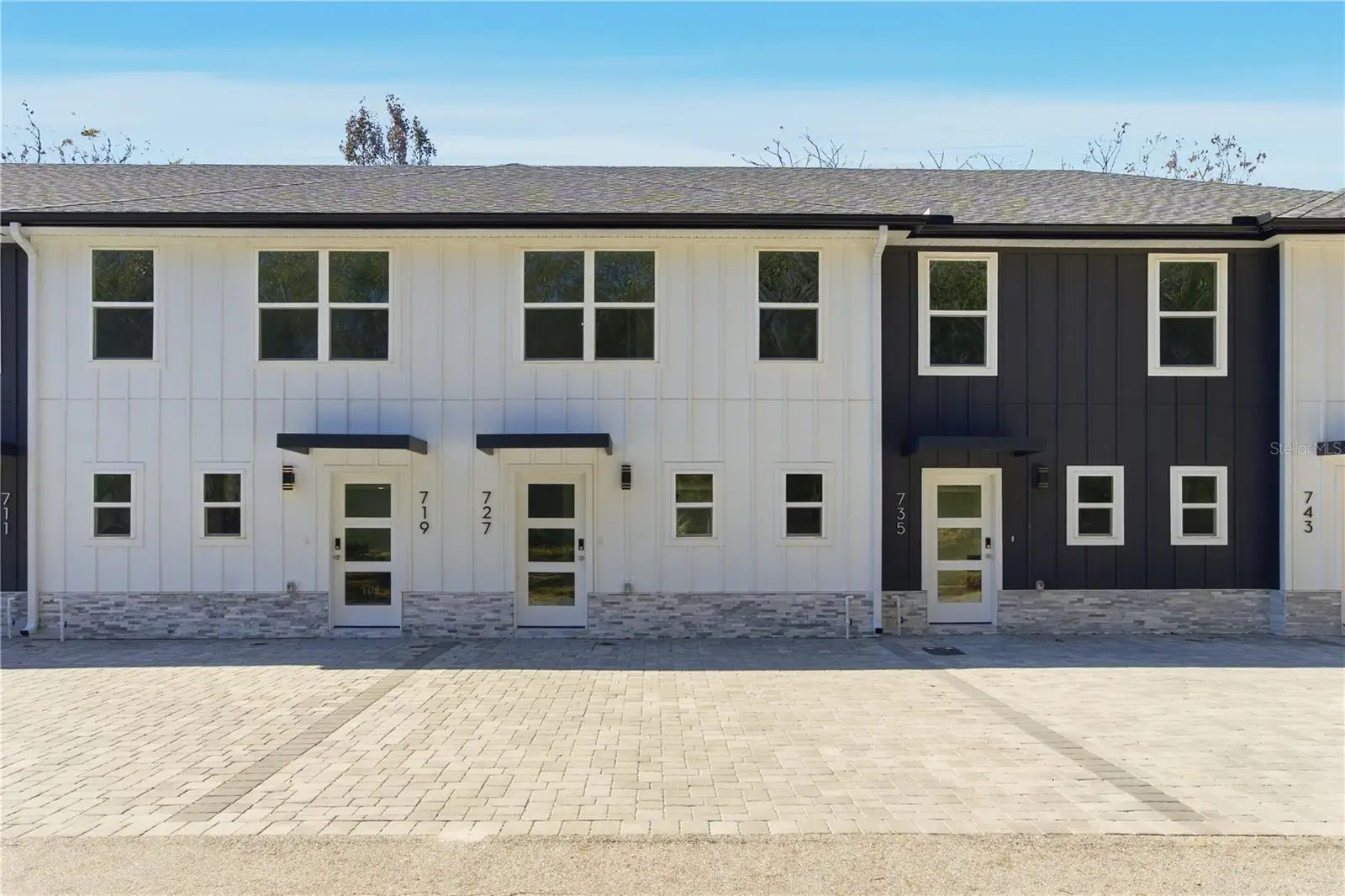 727 Clemson Drive, FL