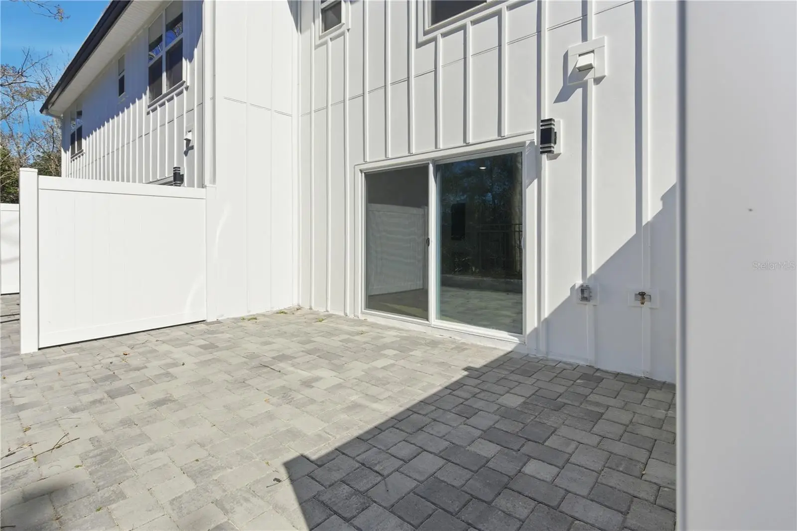 727 Clemson Drive, FL