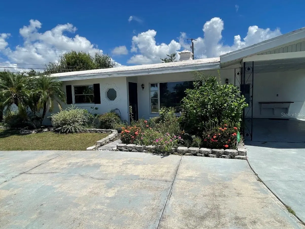 609 Shamrock Boulevard, FL