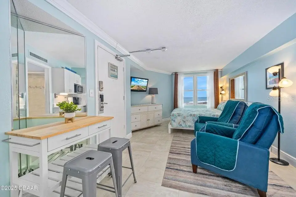 2301 Atlantic Avenue, FL