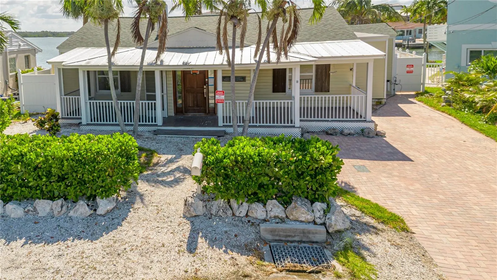 16029 Redington Drive, FL