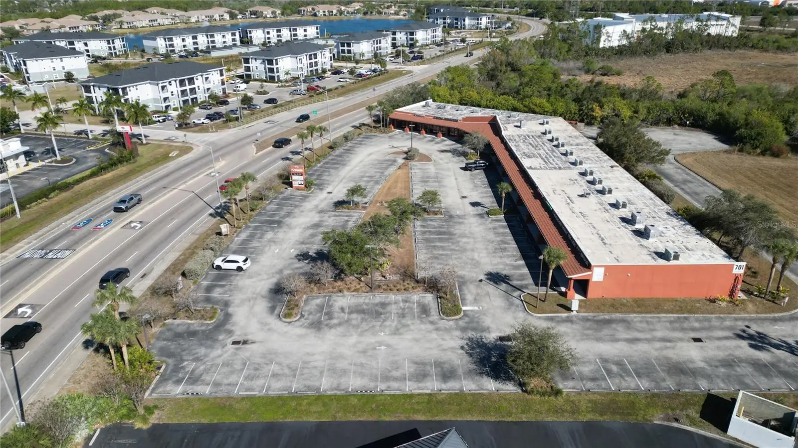701 J C Center Court, FL