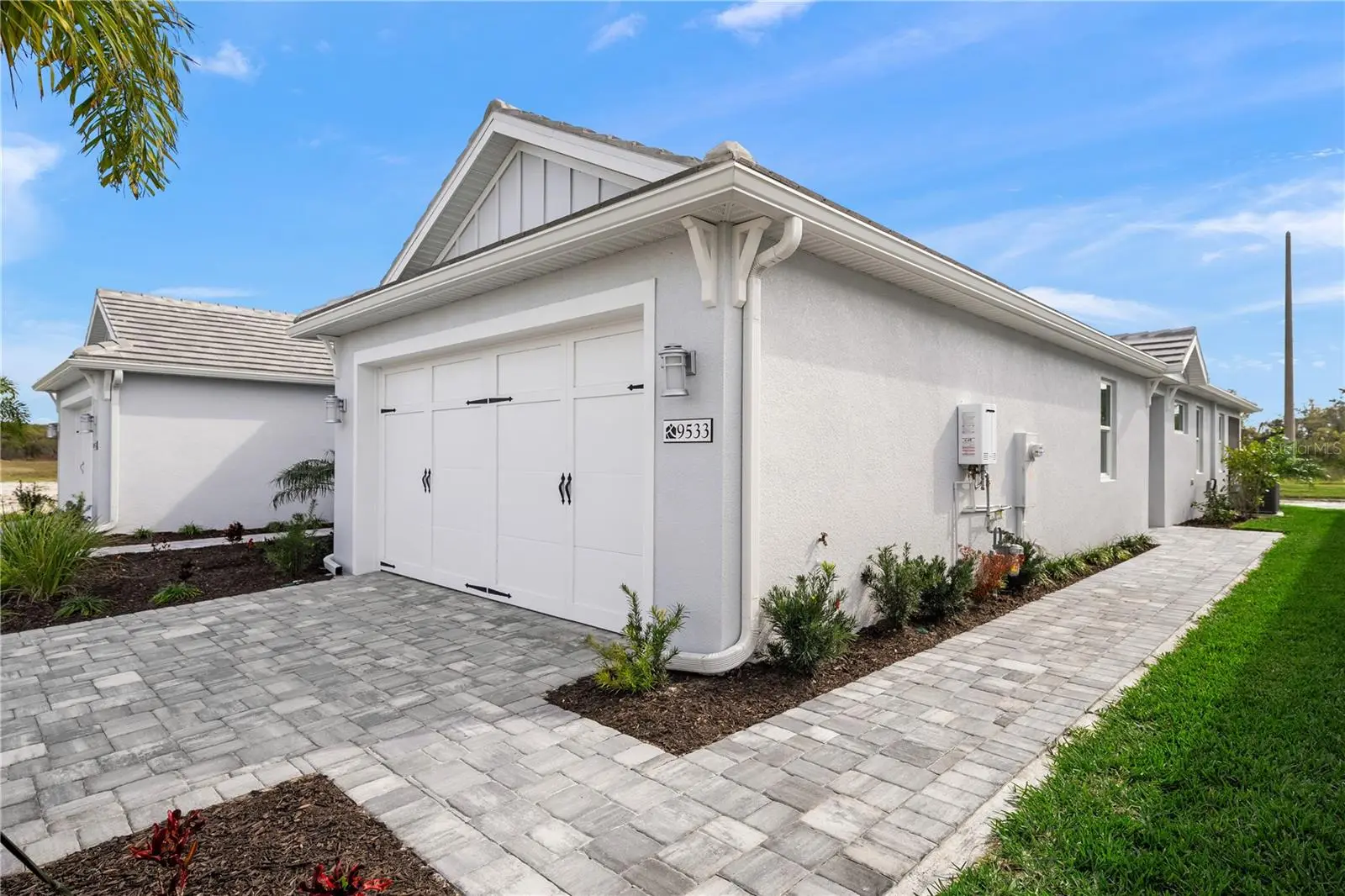9533 Lunar Dove Drive, FL