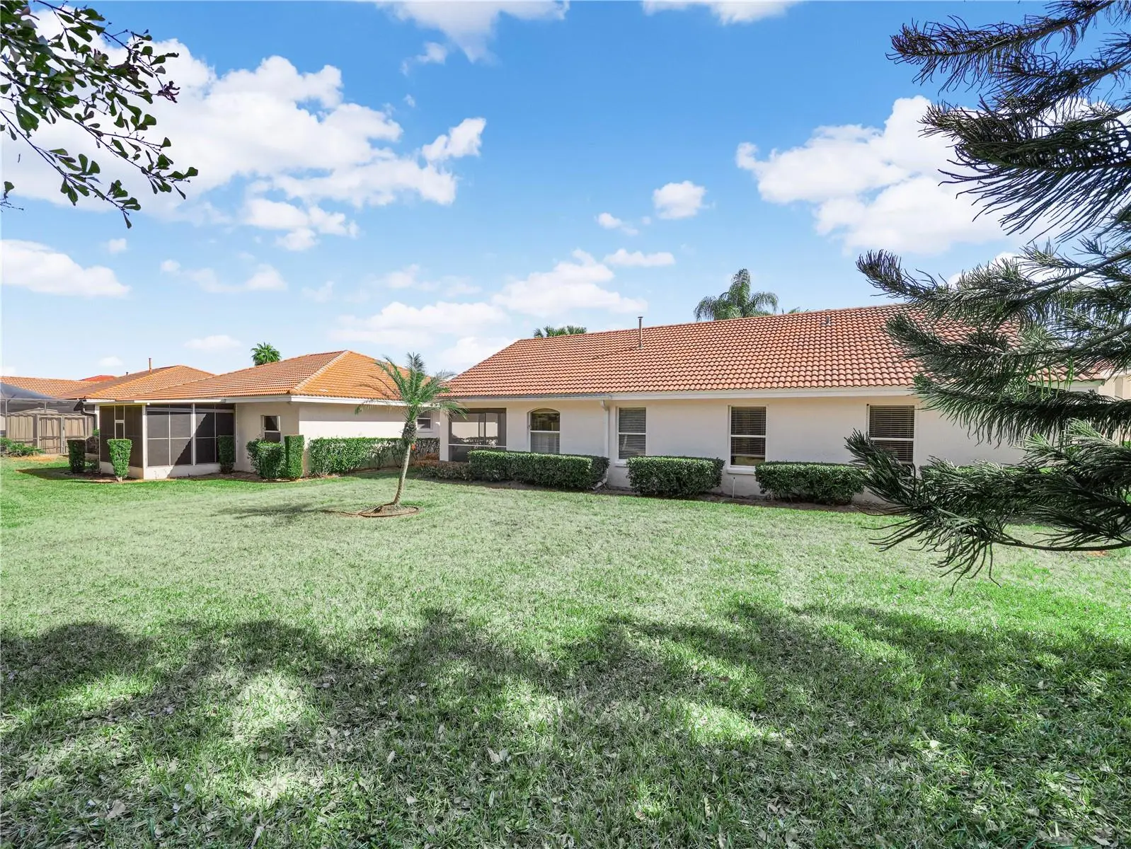 528 Greenway Drive, FL