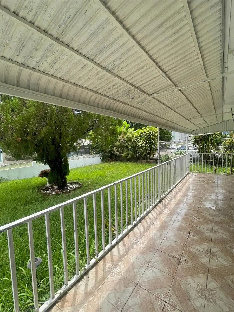 129 Calle Mejico, PR