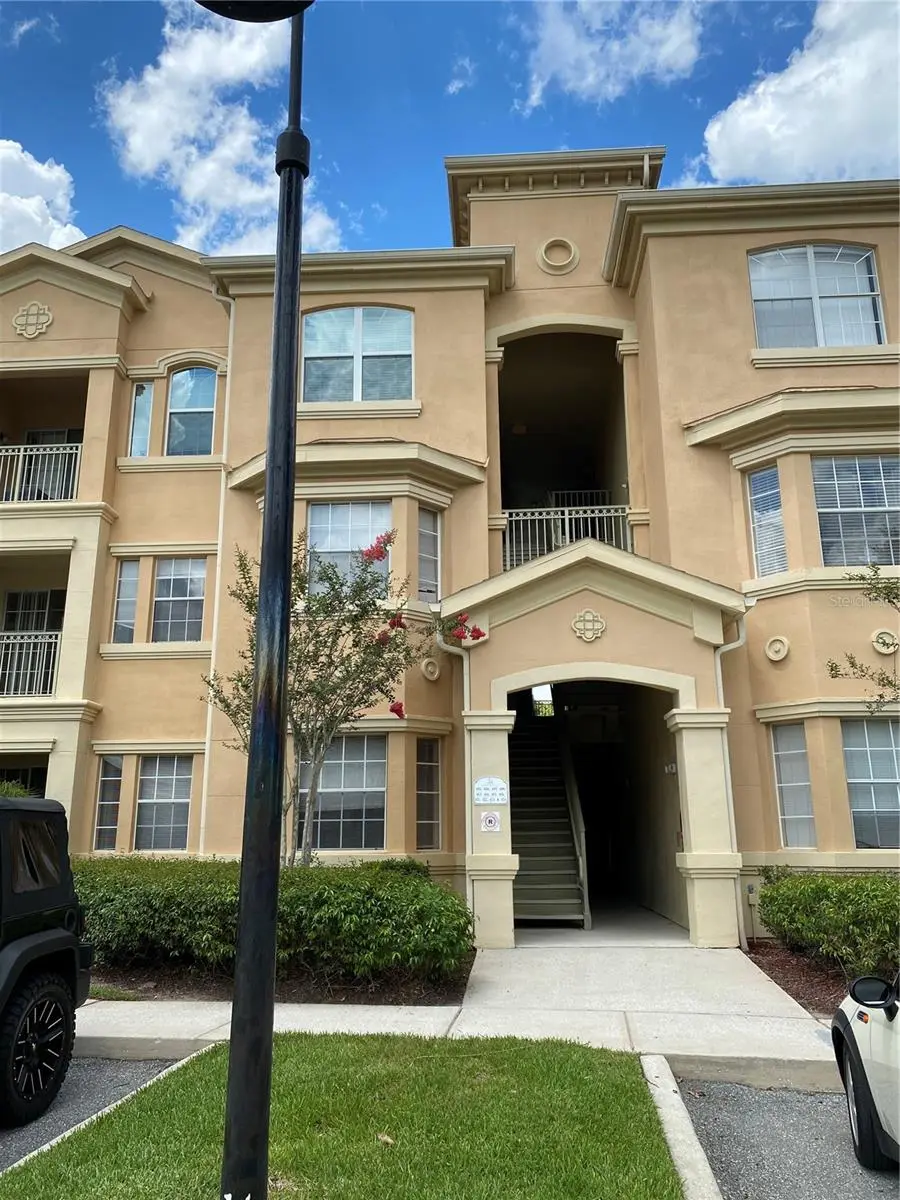 413 Terrace Ridge Circle, FL
