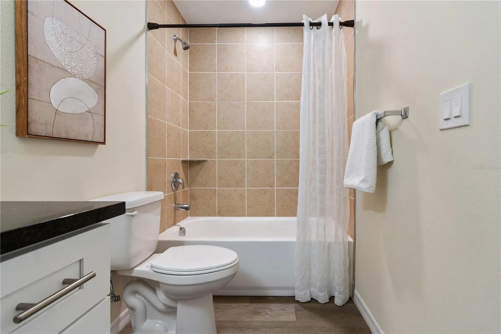 4342 Cambio Gardens Court, FL