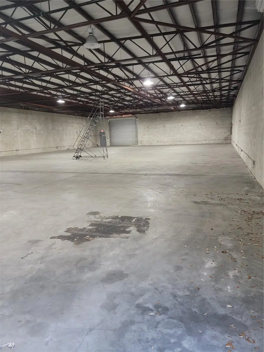 737 Commerce Drive, FL