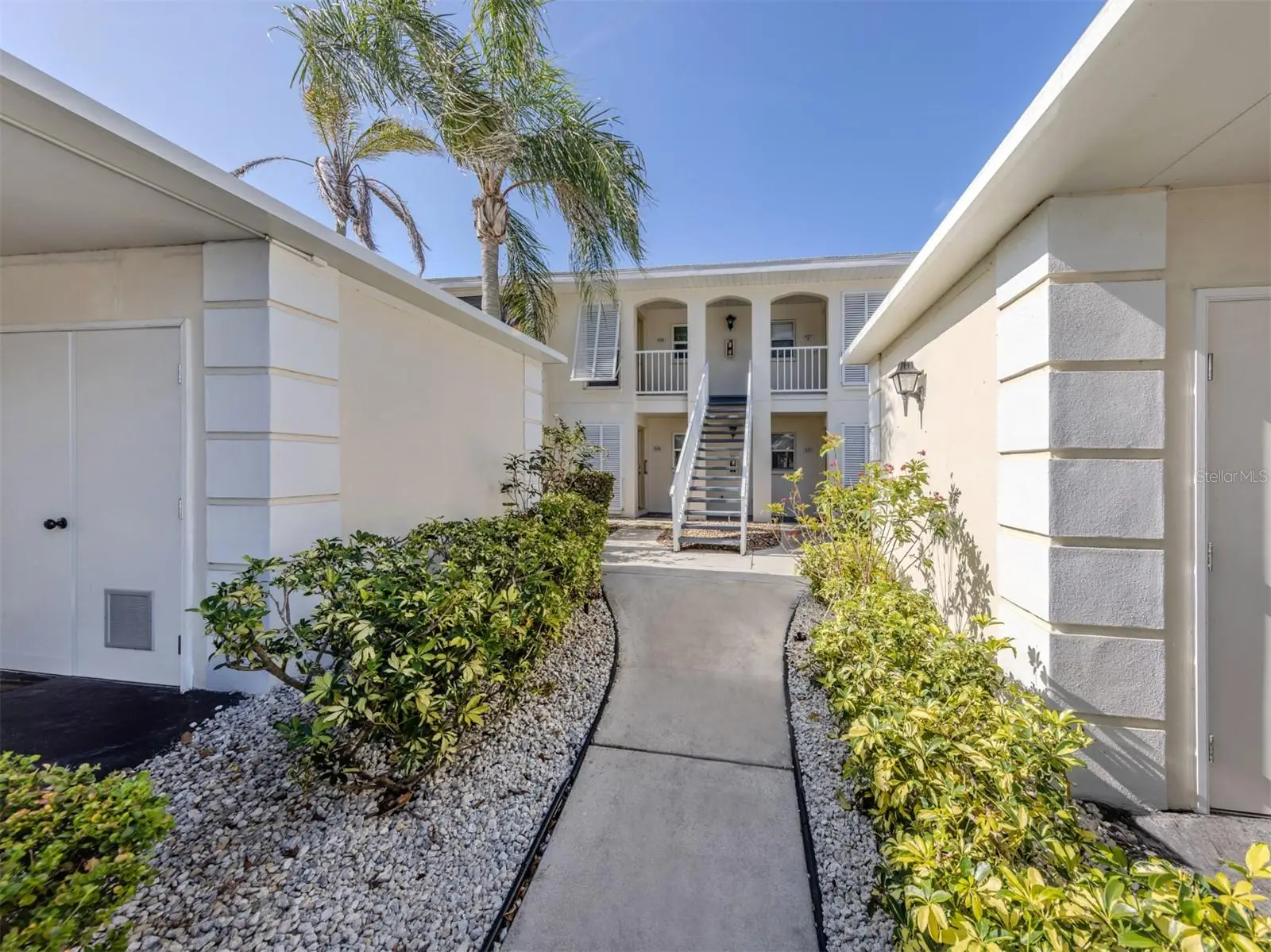 435 Cerromar Lane, FL
